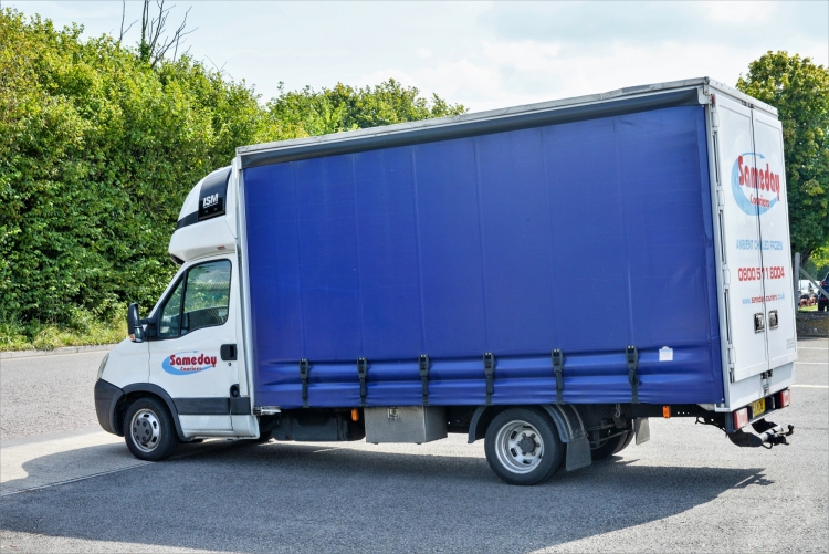 Trusted Courier for Film, TV & Media Professionals Image of Sameday Courier Vehicle