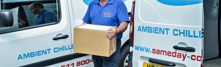 Collection Within 60 Minutes Image of Same Day Courier Delivering Parcel